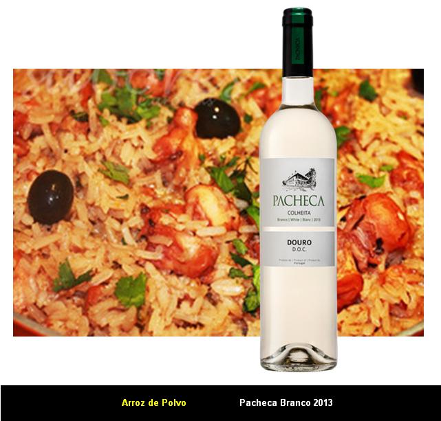 Ingredientes 2kg de polvo fresco 300g de arroz carolino 3 cebolas médias picadas 2 dentes de alho picados 2 folhas de louro 1 ramo de salsa 2dl de azeite Vinho tinto Vinagre de vinho tinto Sal q.b Pimenta preta q.b Confeção 1º Leve ao lume um tacho com azeite. Quando o azeite estiver quente, junte a cebola e os dentes de alho e deixe alourar. Junte o polvo em pedaços e deixe refogar um pouco. 2º Adicione as folhas de louro, refresque com o vinho tinto, abafe e deixe cozinhar em lume brando. Quando o polvo estiver cozido acrescente 1,5l de água quente, tempere com sal, pimenta e salsa e junte o arroz carolino. 3º Deixe cozinhar durante 15 minutos. Finalize com umas gotas de vinagre e decore com salsa fresca. 