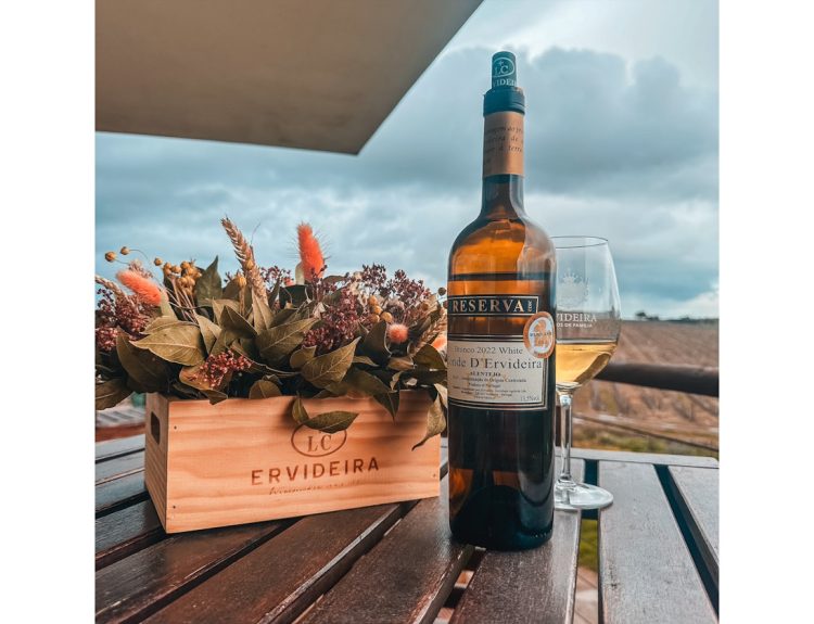conde-da-ervideira-branco-2022