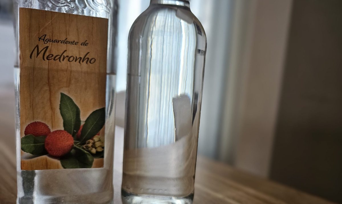 Foto de Aguardente de Medronho