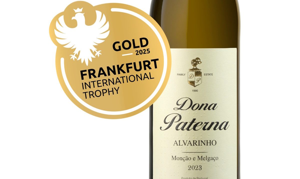 Vinho Dona Paterna Alvarinho 2023