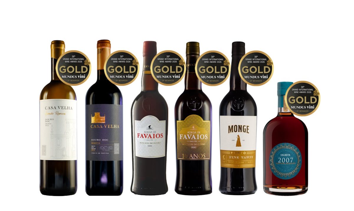 Foto dos Vinhos da Adega de Melgaço que ganharam 6 premios