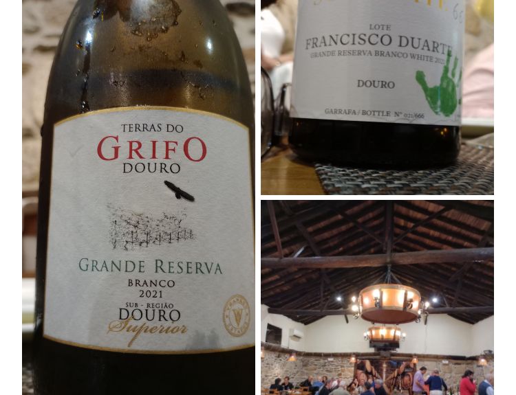 Existe uma preocupação e um notável serviço de vinhos e garrafeira que destacamos